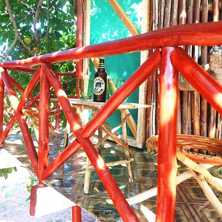شاطئ دياني Diani Hostel المظهر الخارجي الصورة