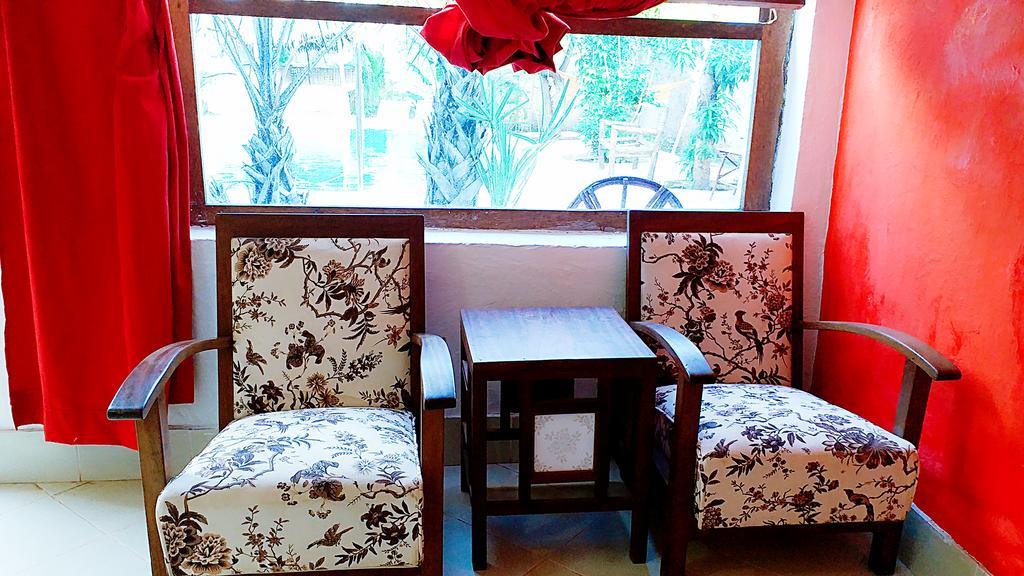 شاطئ دياني Diani Hostel المظهر الخارجي الصورة