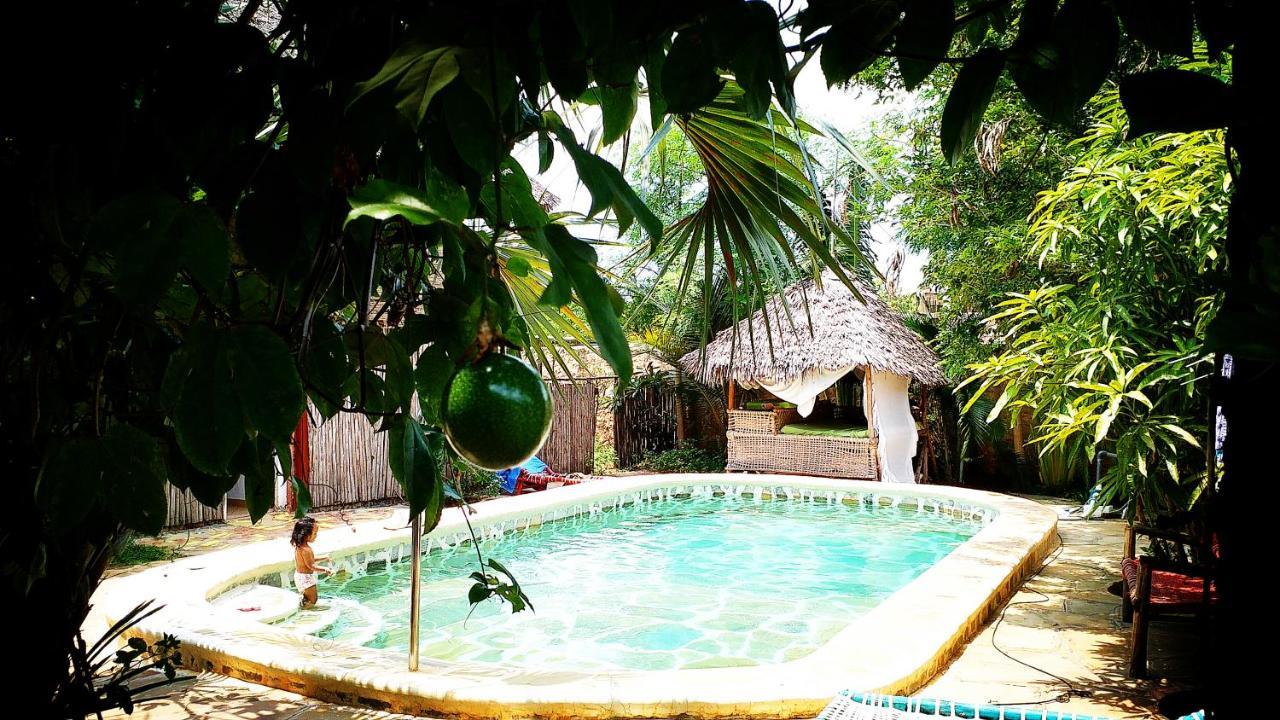شاطئ دياني Diani Hostel المظهر الخارجي الصورة