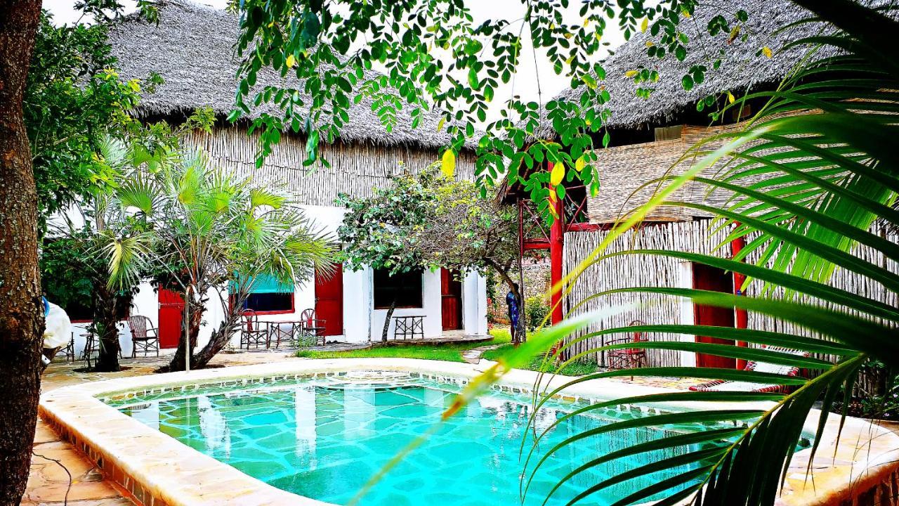 شاطئ دياني Diani Hostel المظهر الخارجي الصورة