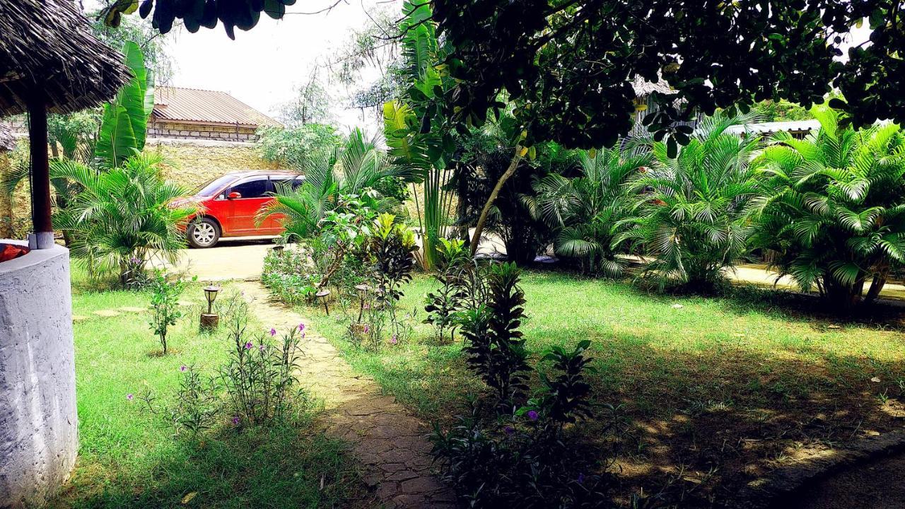 شاطئ دياني Diani Hostel المظهر الخارجي الصورة